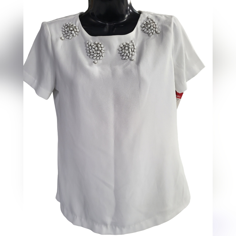 Womens Banana Republic jeweled white shirt size XS.